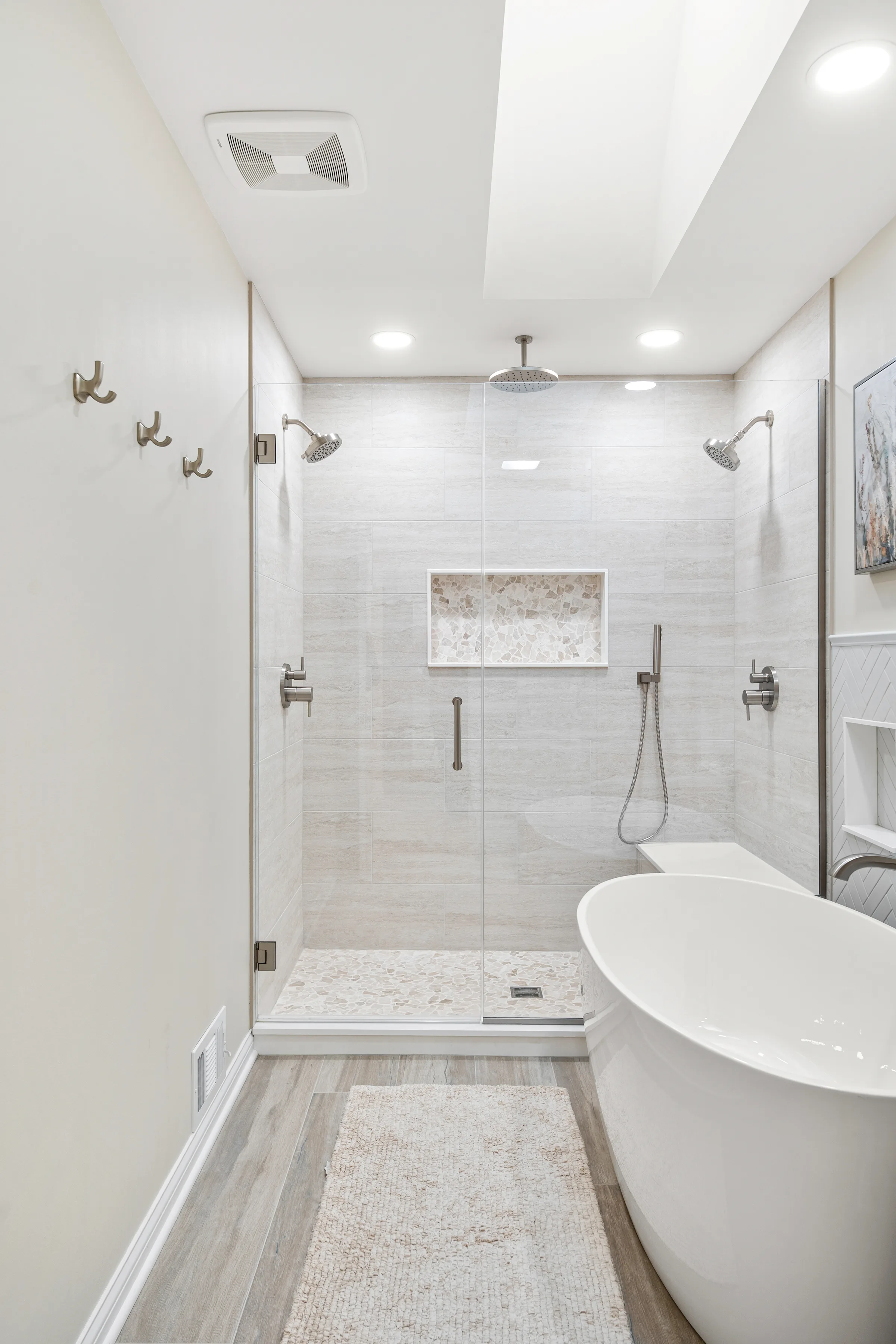 Lake Zurich bathroom remodel: quartz counter with undermount sink