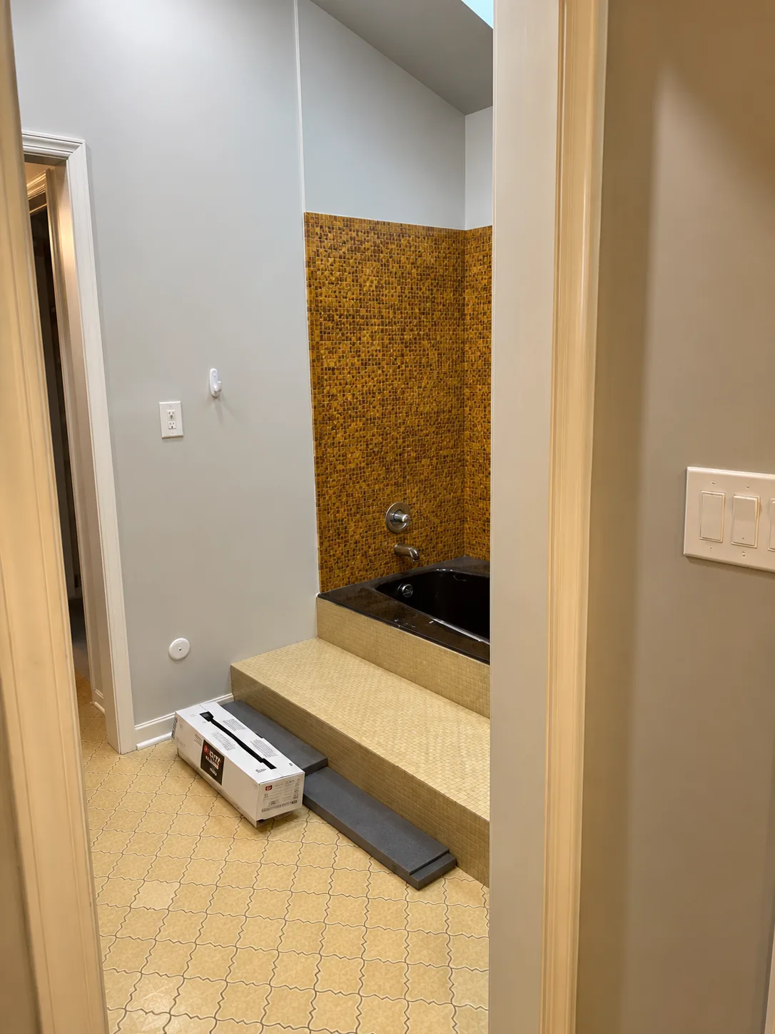 Riverwoods Bathroom Remodel: before bathroom remodeling riverwoods